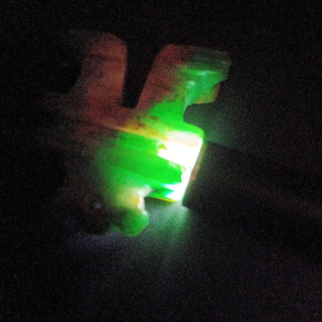 綿刈様、専用でございます。　古墳時代　骨董　歴史史料　勾玉　極上翡翠琴柱形石製品