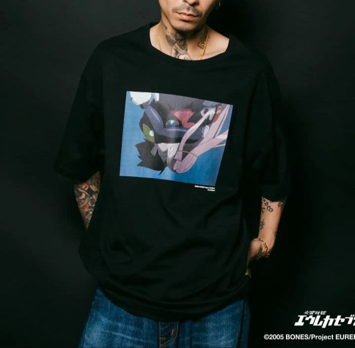 サブサエティ　エウレカセブン展　20周年記念展　Tシャツ　アネモネ　ドミニク　L