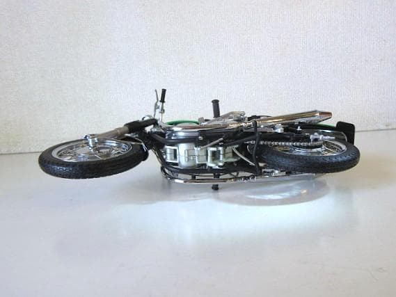 特価 MINICHAMPS 1/12 ノートン コマンド 750Fastback