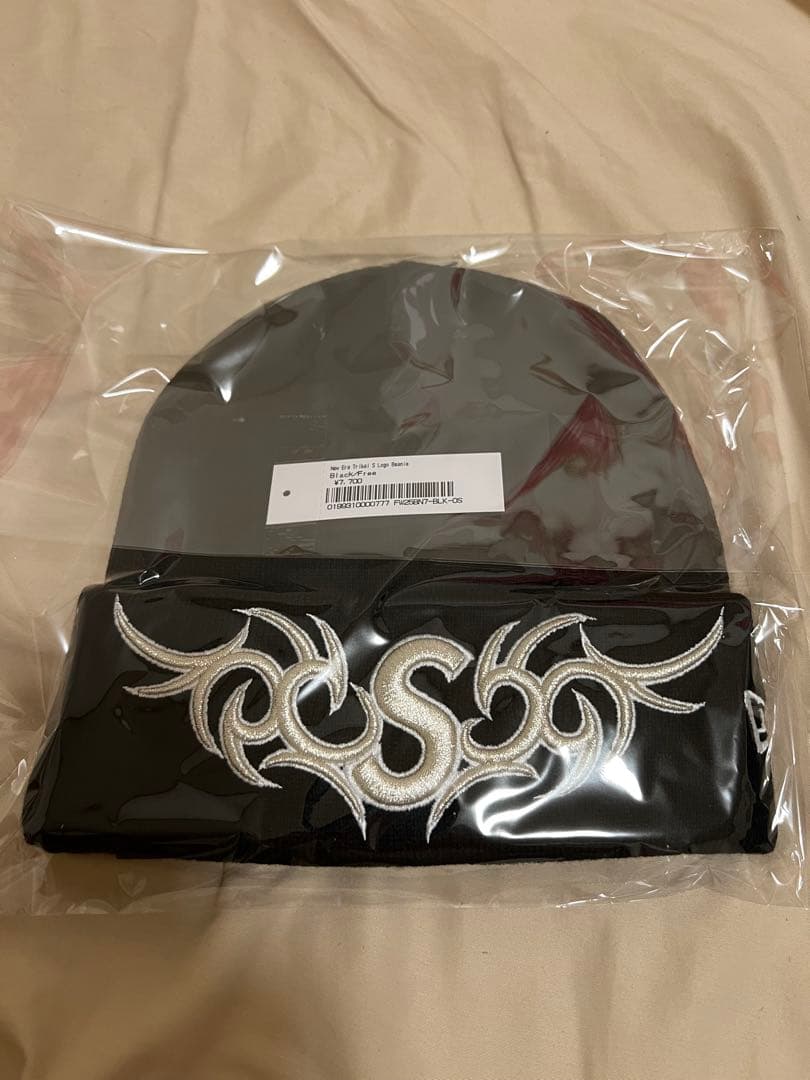 supreme New Era Tribal S Logo Beanieブラック