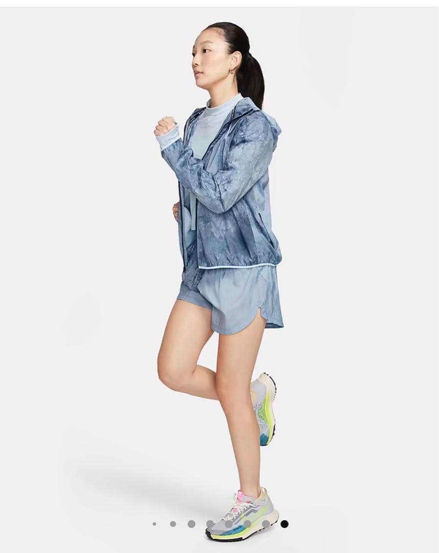 NIKE 【ウィンドブレーカー】