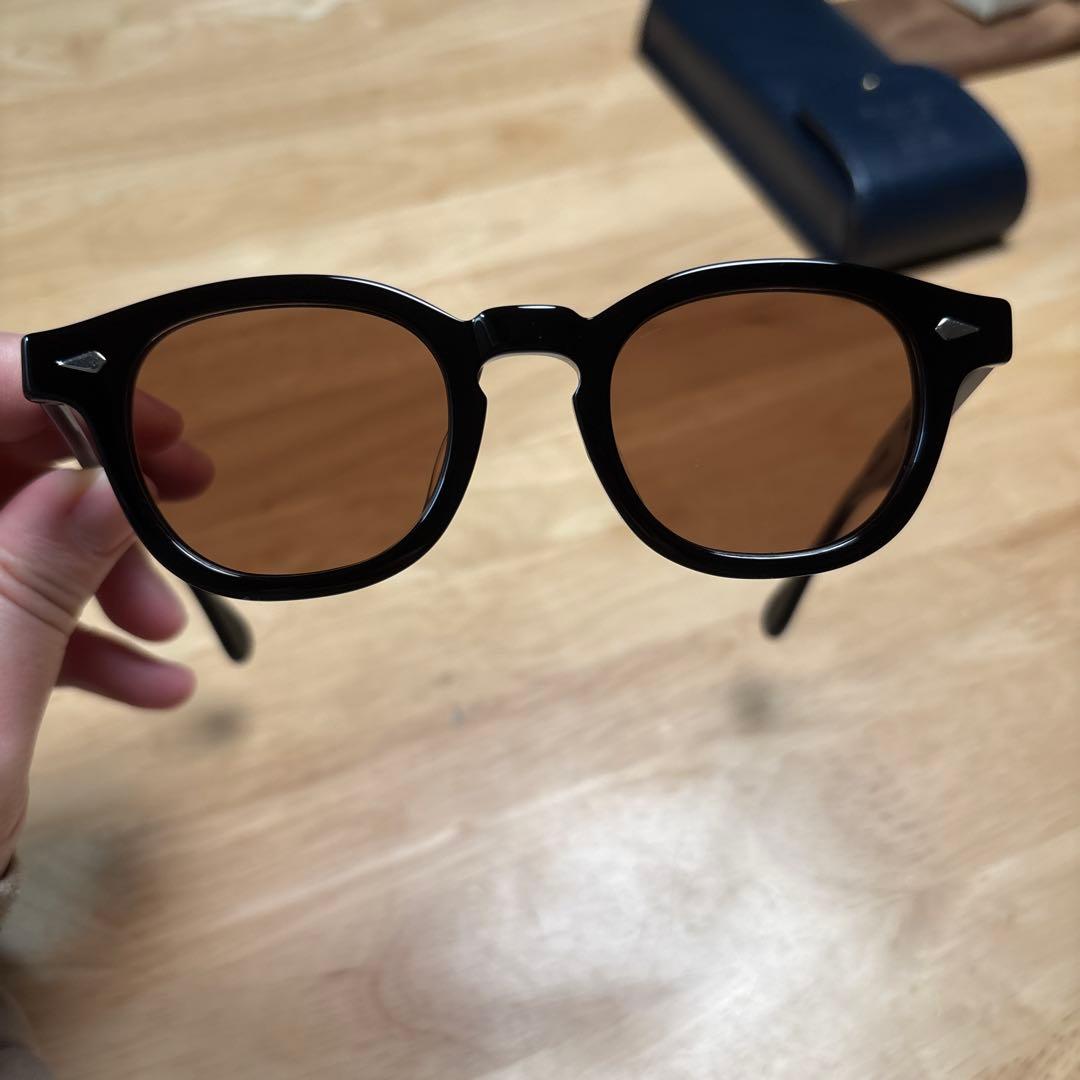 美品 JULIUS TART OPTICAL ブラック AR44/22