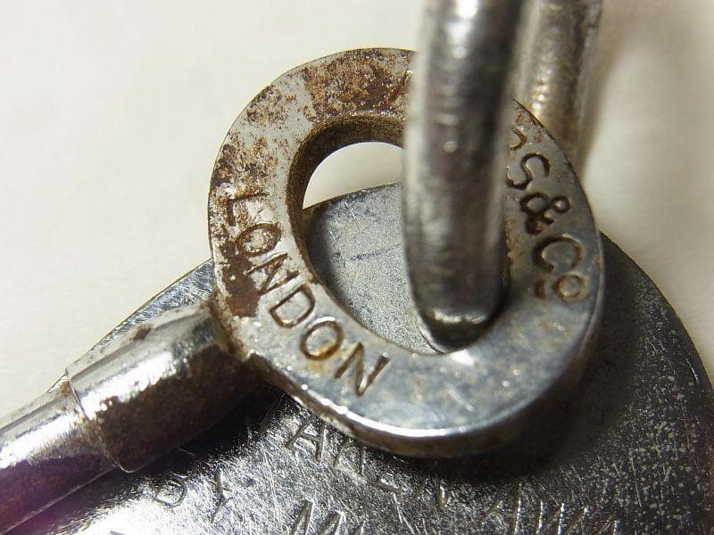 イギリス ロンドン ヴィンテージ 2D STAMPホテル ルームキー タグ付き