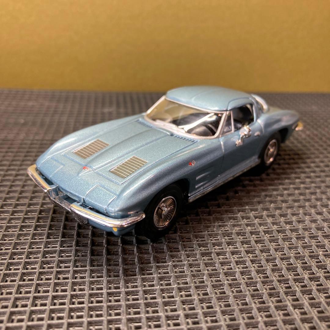 ミニカー コルベットスティングレイ ビンテージ Delprado製 - メルカリ