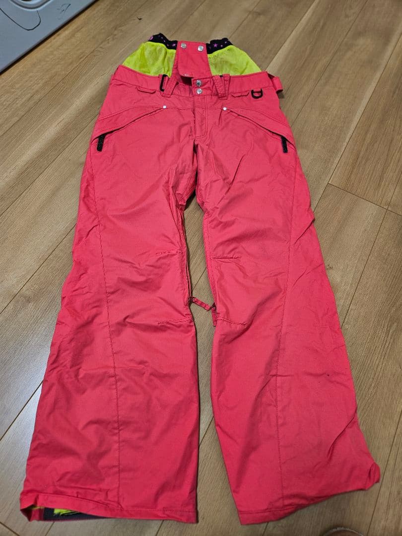 レディース　スノボ　スキー　雪遊び　ウエア パンツ