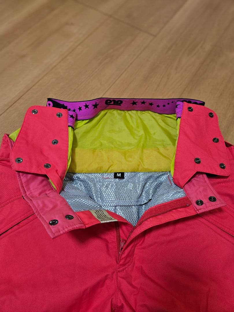 レディース　スノボ　スキー　雪遊び　ウエア パンツ