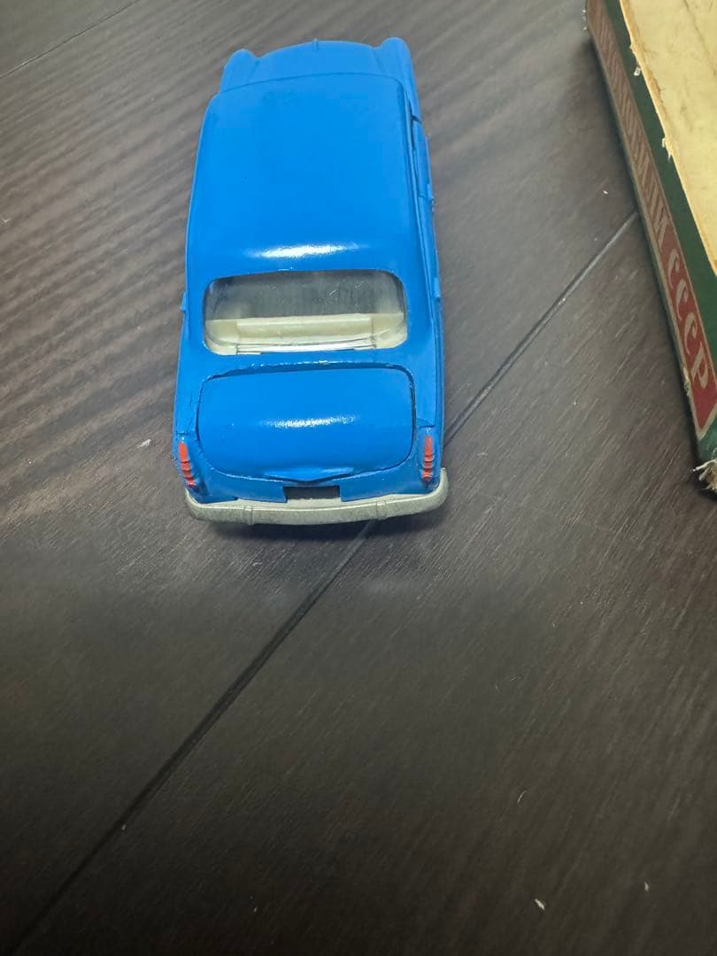 NOVOEXPORT 青色自動車モデル 1:43 A7 403