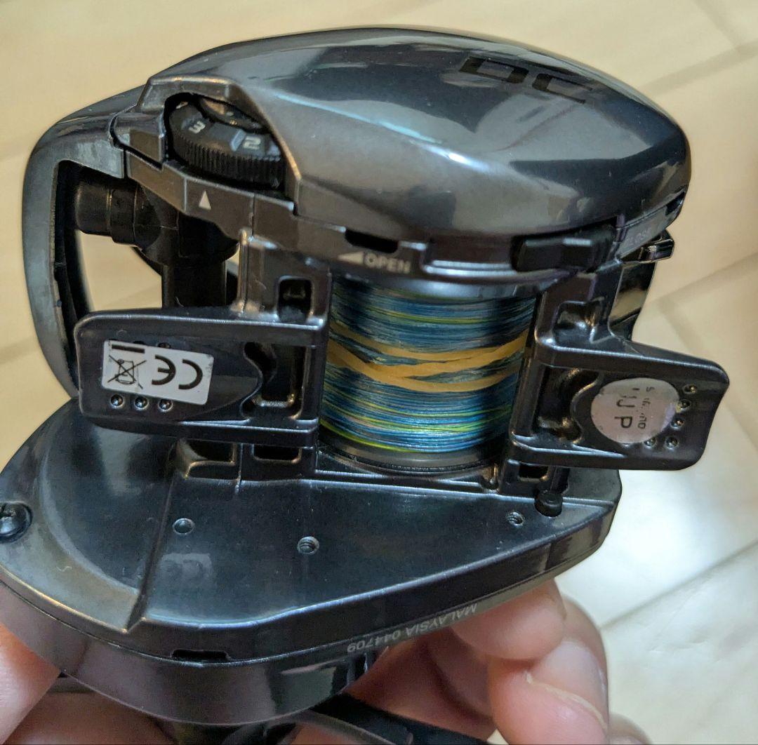 SHIMANO SLX DC XT 70HG XT ベイトリール