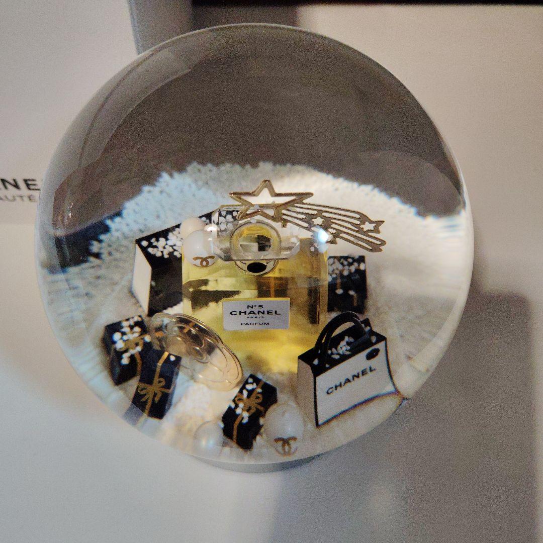 CHANEL ビューティー スノードーム 2025