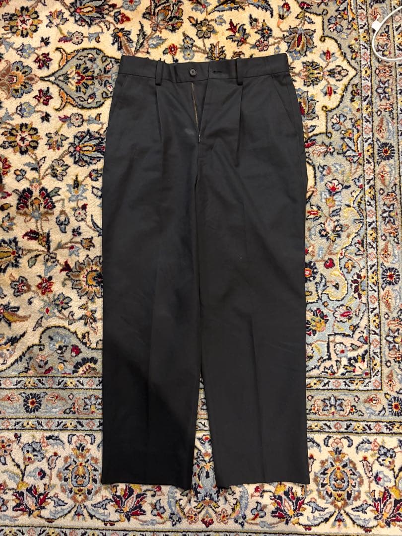Cornierコルニエ　FINX COTTON GABARDINE SLACKS