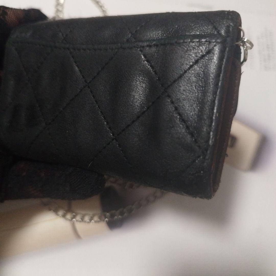 シャネルマトラッセ　キーケース斜めがけ