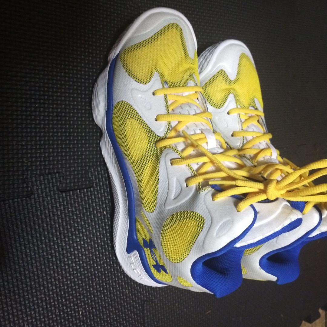 シューズ(男性用) UnderArmour Curry Spawn Flotro