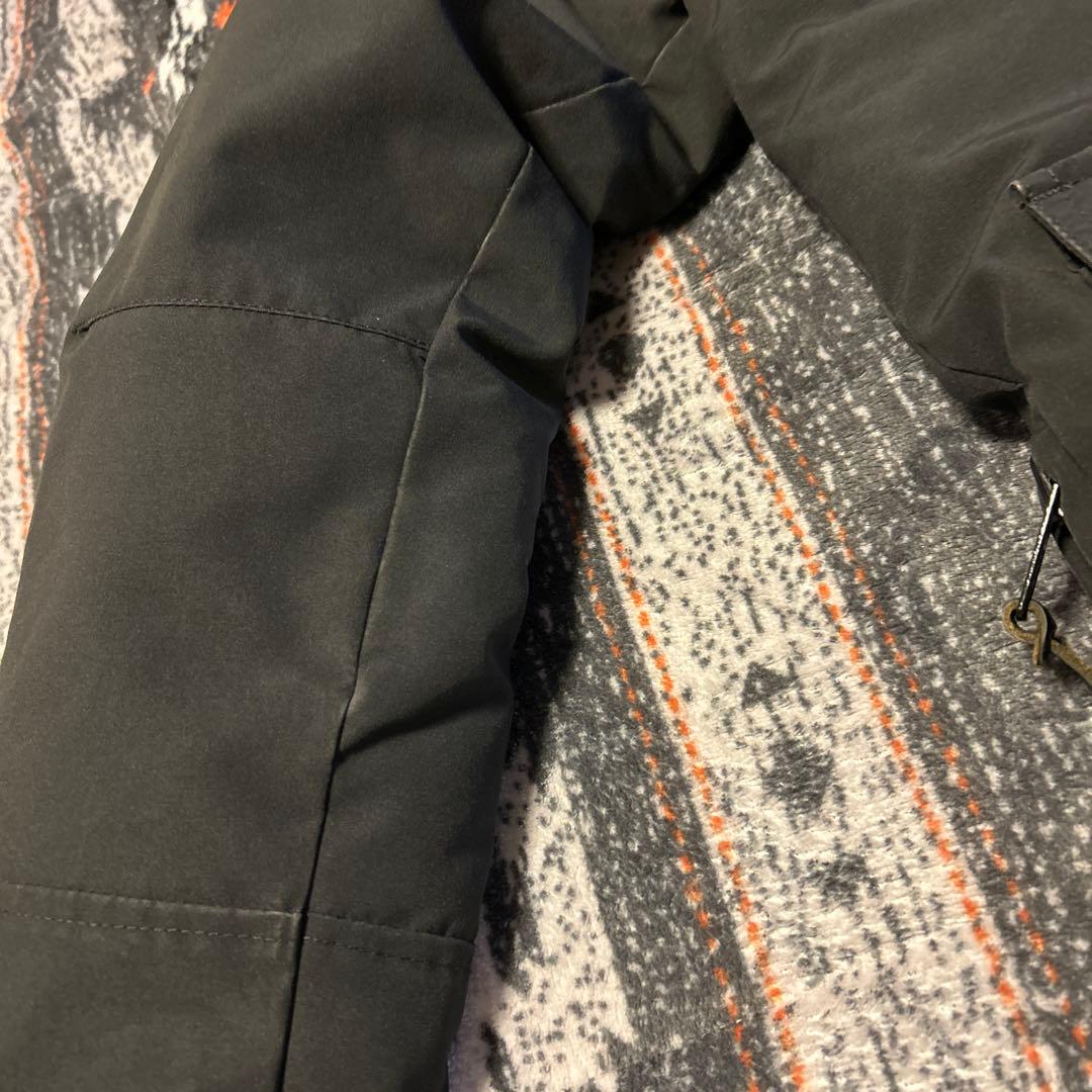 AKYSJF36 カナダグース　ダウンジャケット　ブラックレーベル