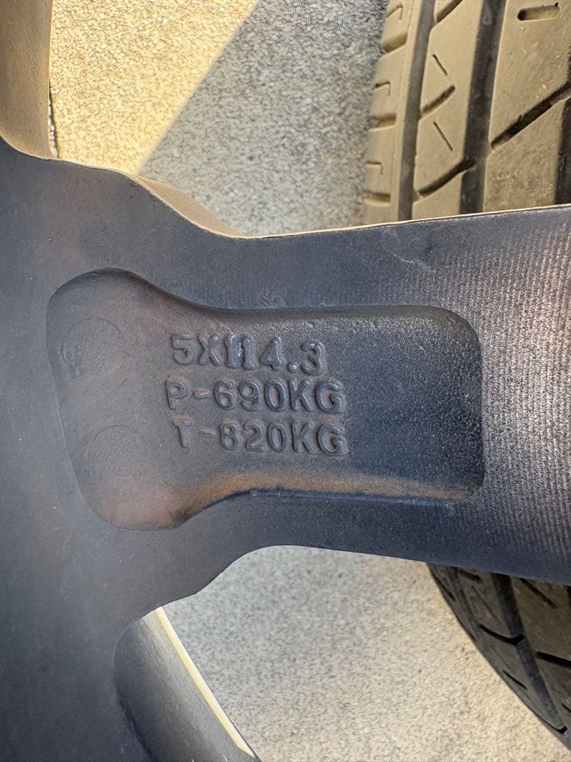 最終価格MKW MK-36 215/70R16 バリ山 デリカD5 - メルカリ