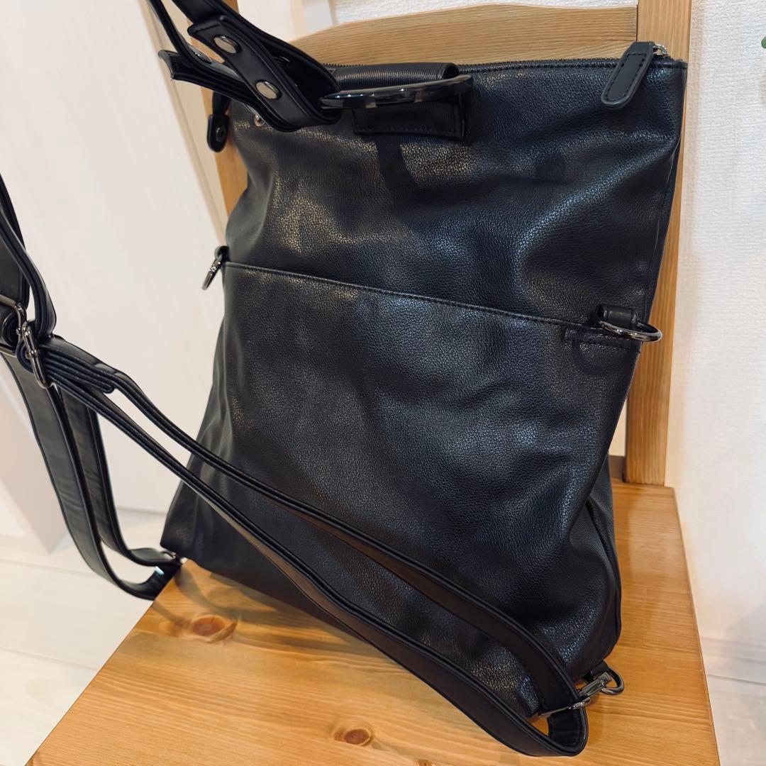 イアパピヨネ きれいめDリュック マルチウェイバッグ 手持ち3way