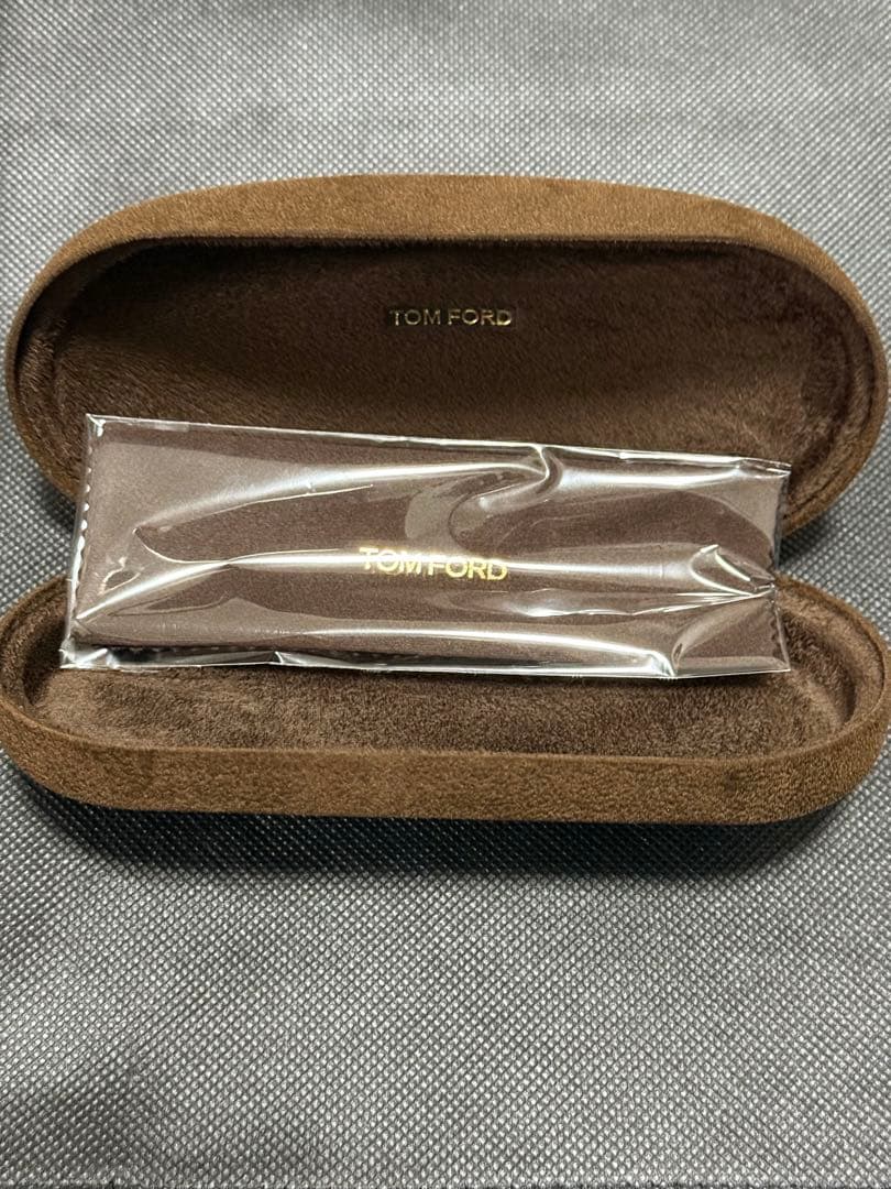 Fugenbosatu 専用TOM FORD トムフォード TF5592