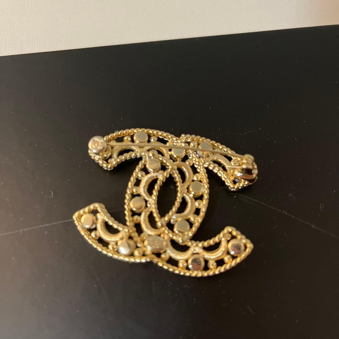 CHANEL ダブルCロゴブローチ ゴールド