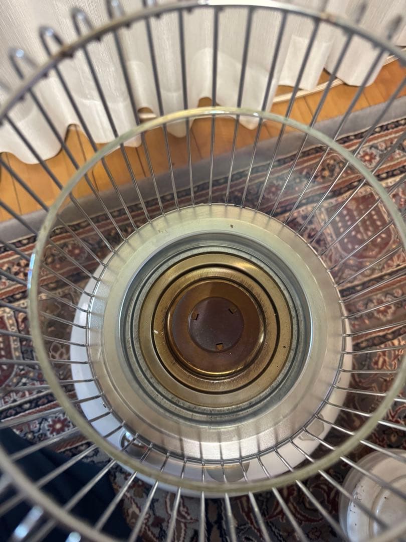 トヨトミ　石油ストーブ　レインボー