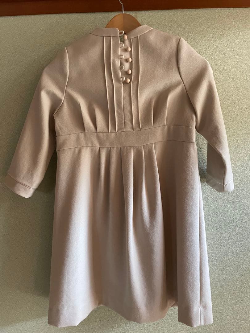 刺繍入りクリーム色ドレス　入学式