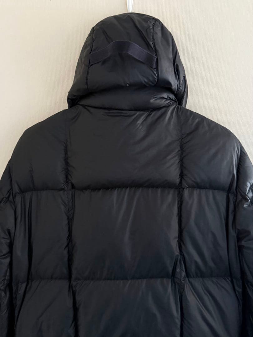 《C.P.Company》シーピーカンパニー ゴーグル付き ダウンジャケット 黒