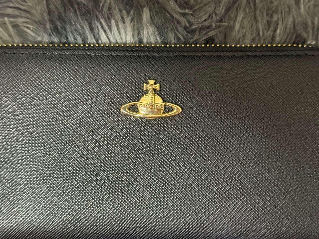 【ほぼ未使用品】ヴィヴィアン SAFFIANOラウンドファスナー長財布