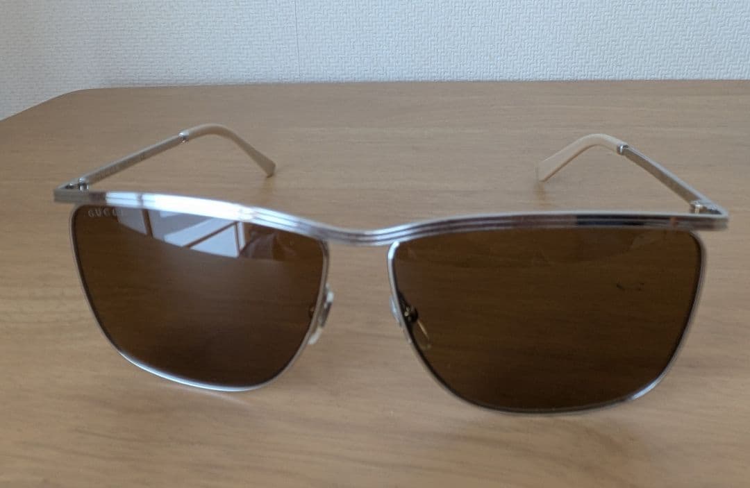 1月25日までの出品【新品・未使用】GUCCIサングラス