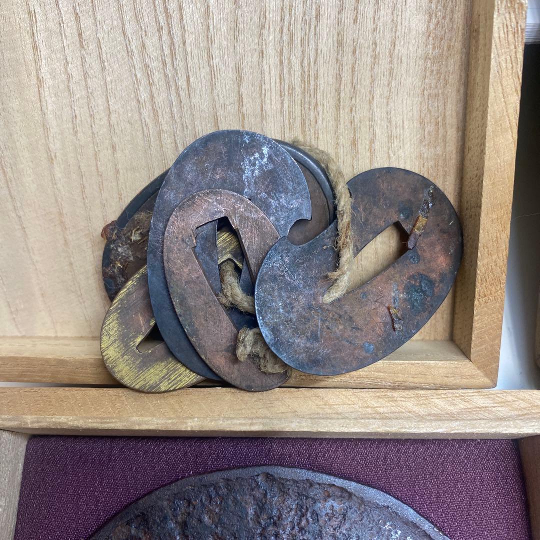 年代不明　鍔3個セット他　桐箱入り