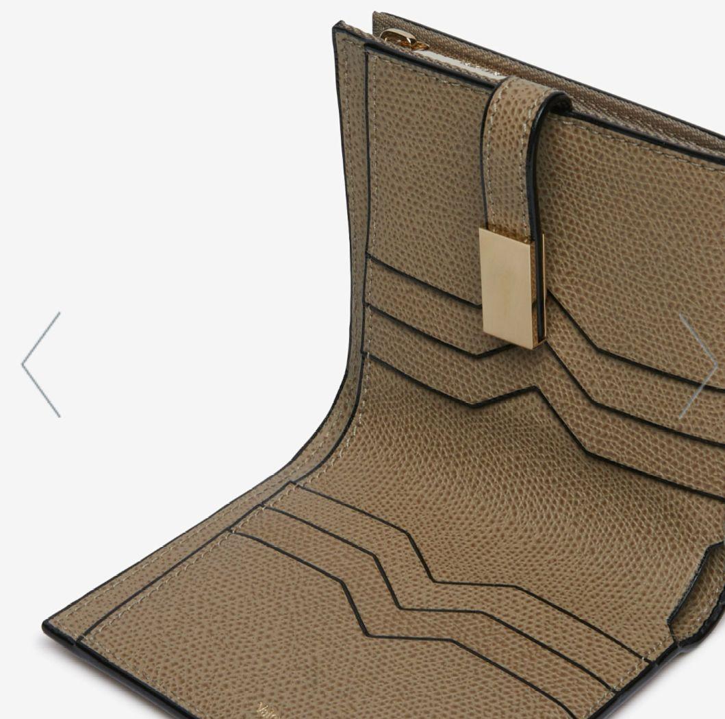 断捨離中★ヴァレクストラ★美品★二つ折り財布