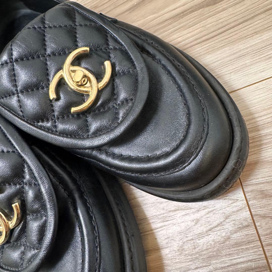 シャネルCHANEL 定番　CCターンロック ローファー　36.5