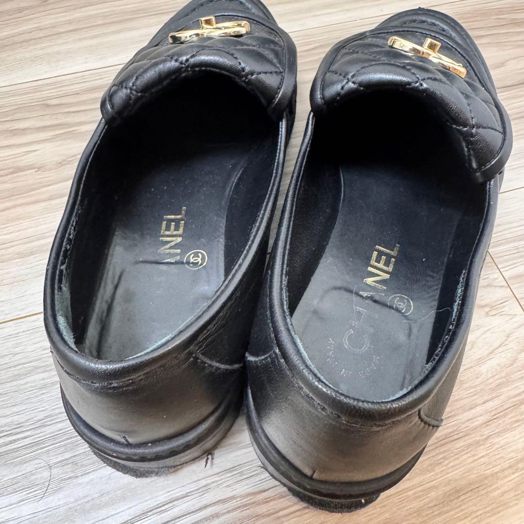 シャネルCHANEL 定番　CCターンロック ローファー　36.5