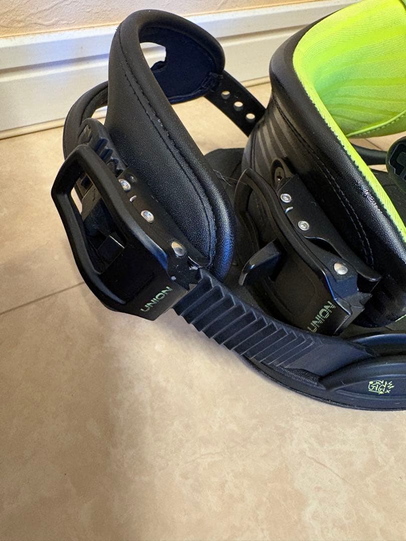 ユニオン　コンタクトプロ　ブラック/ライム スノーボードビンディング