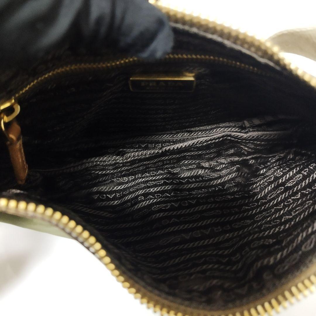 プラダ アーカイブ ナイロン レザー ショルダーバッグ tessuto lux