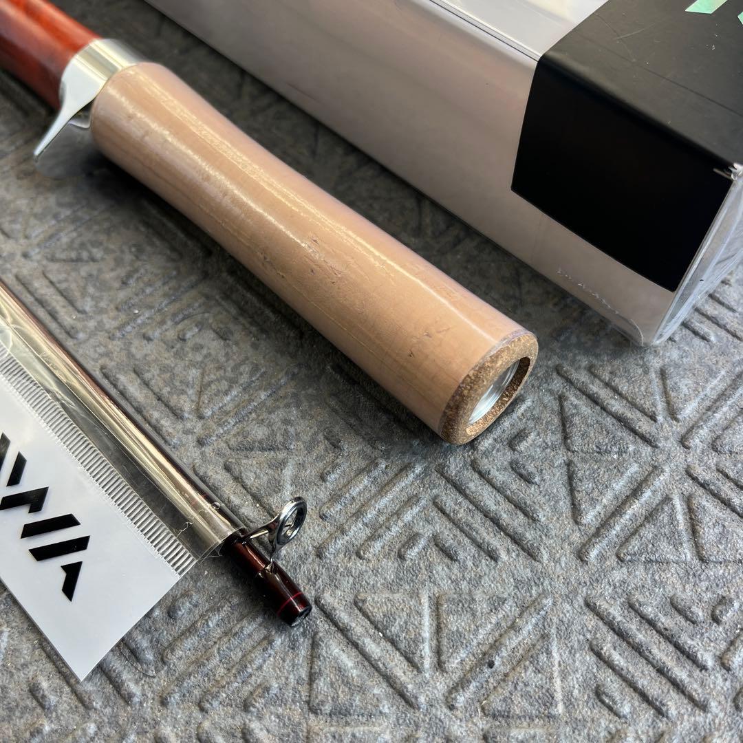 【未使用】ダイワ 　シルバークリーク　46LB-G