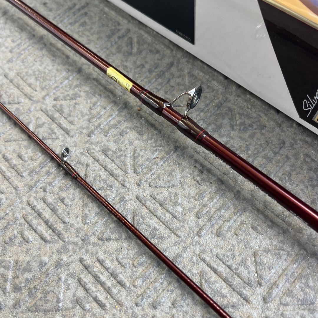 【未使用】ダイワ 　シルバークリーク　46LB-G