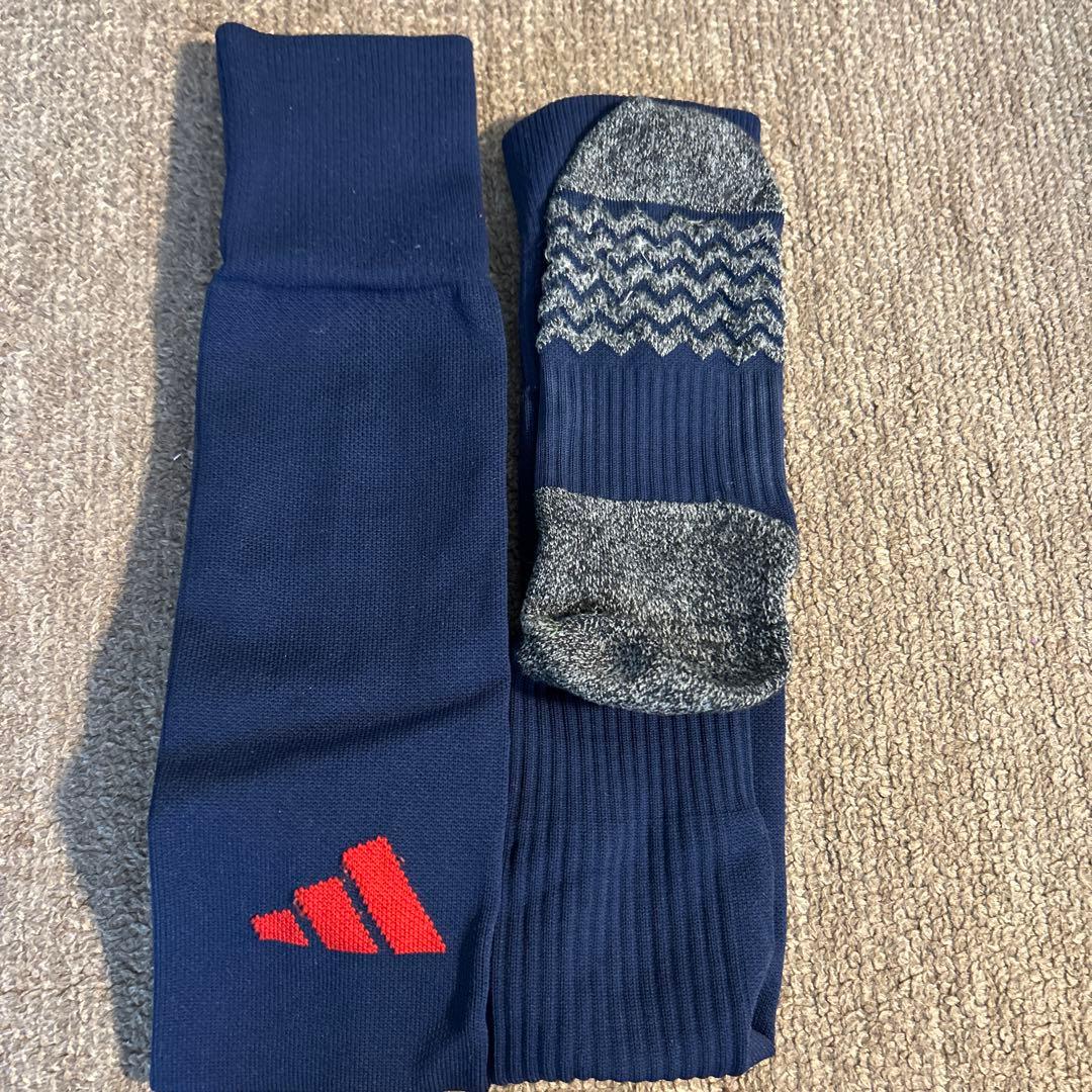 adidas スポーツ用ソックス ネイビー レッド22〜24 - メルカリ