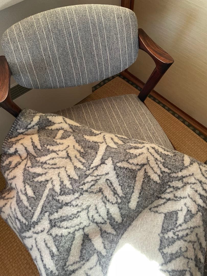 あ*ぺ様 KLIPPANクリッパン ミナペルホネン ウールブランケット✨グレー✖