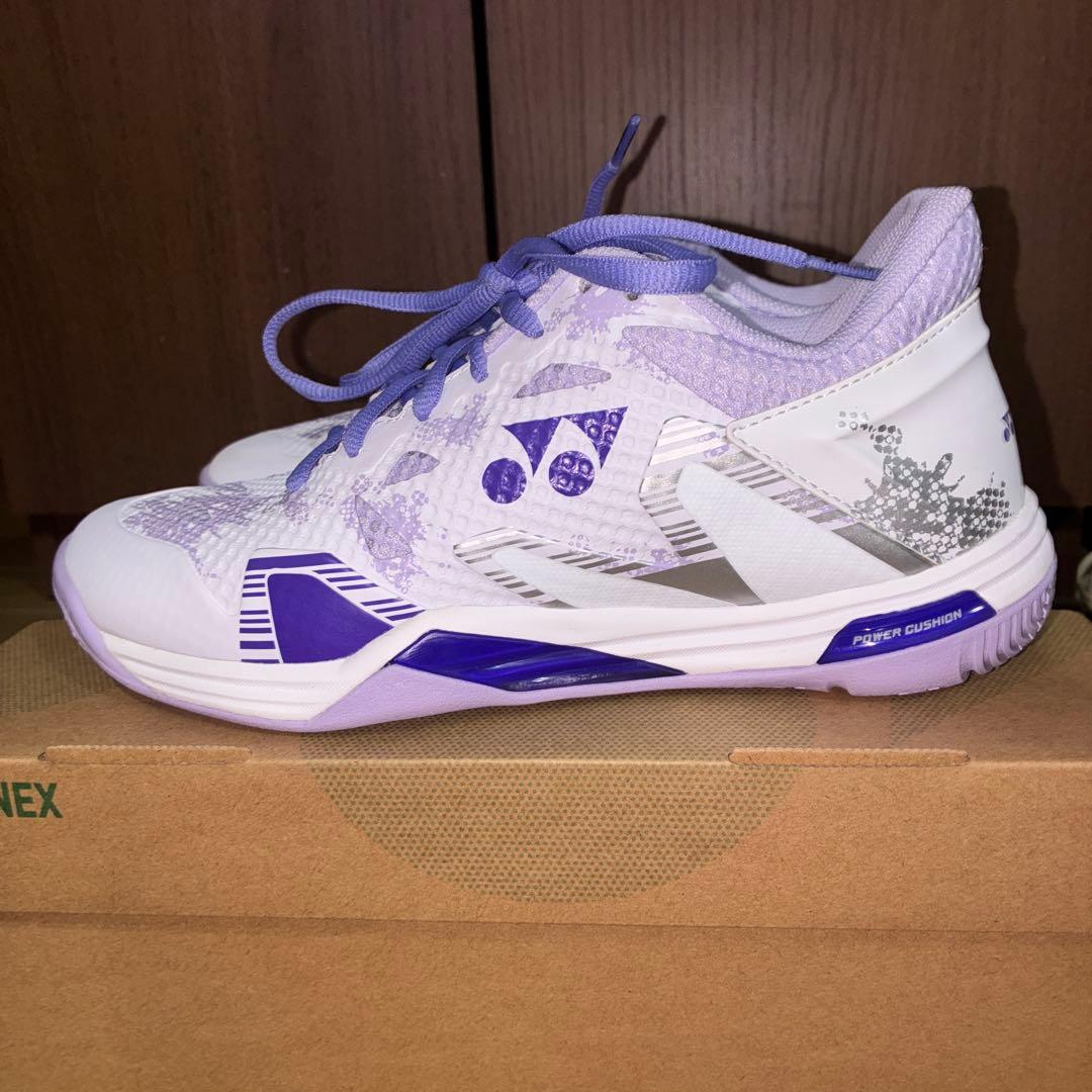 YONEX バドミントン　23.5cm パープル