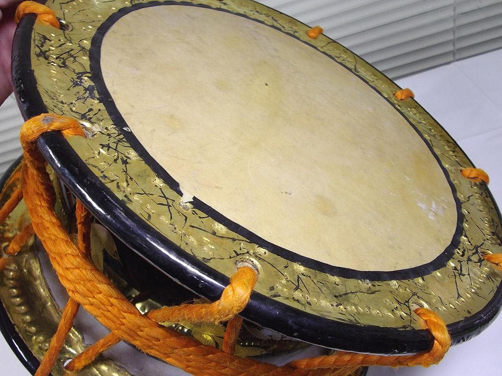 和太鼓 締め太鼓 締太鼓 金蒔絵 本皮 | 激安通販のイーサプライ