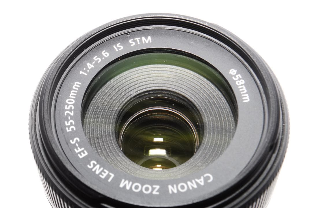 望遠レンズ Canon EF-S 55-250mm F4-5.6 IS STM