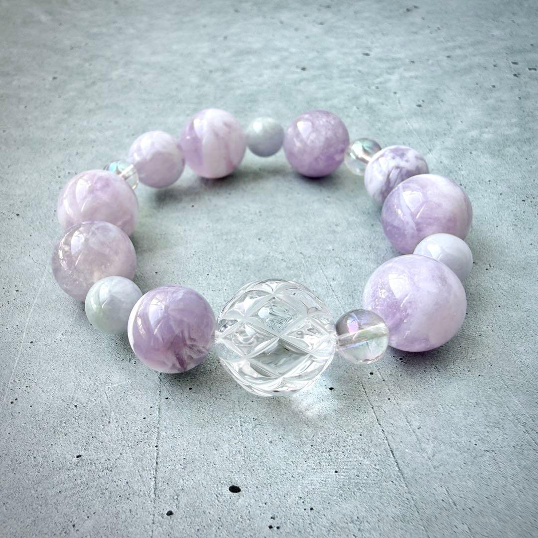 【癒しと調和】フェザースコロライトの春ブレスレット(最後の一点)