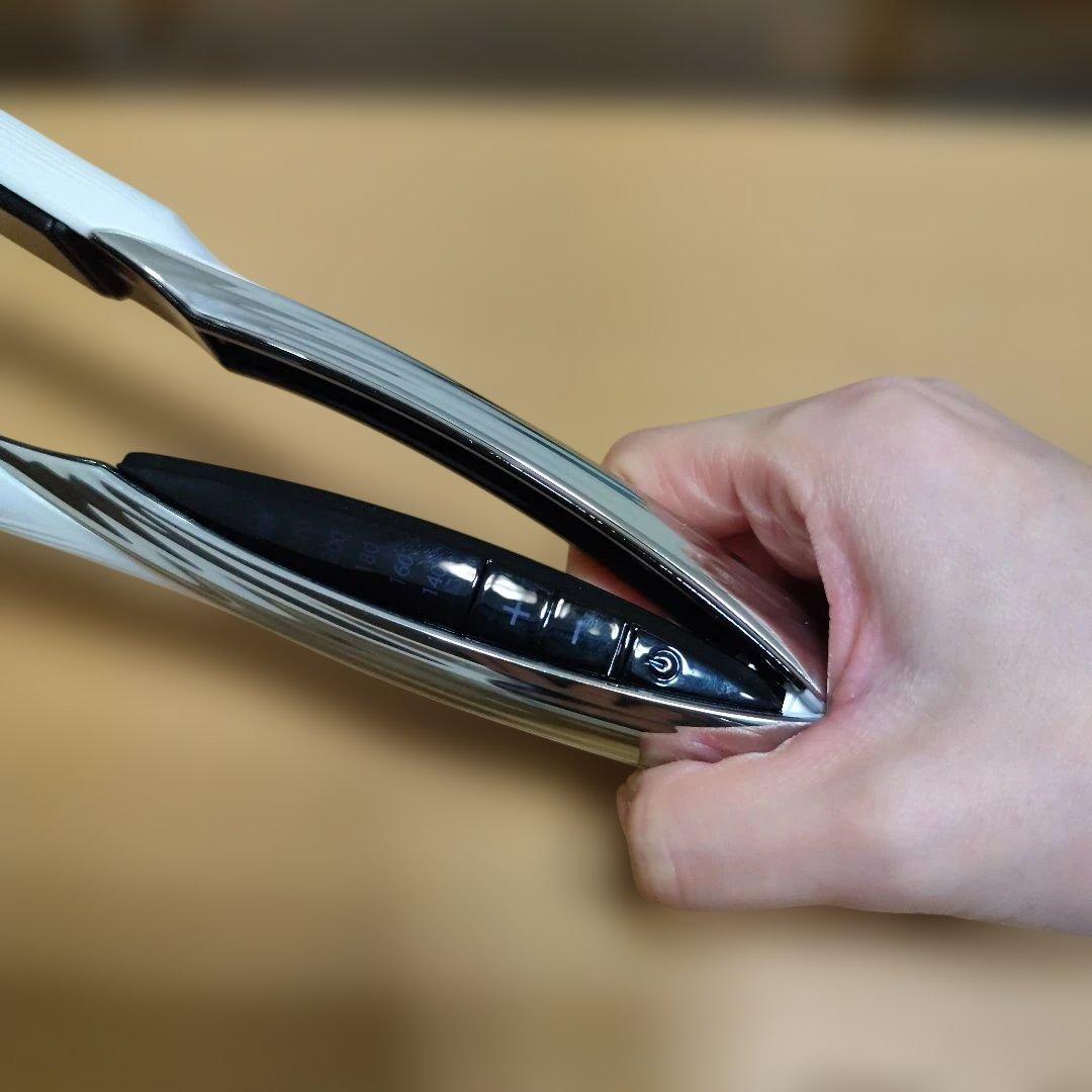 リファ　ビューテック ストレートアイロン ホワイト　美品