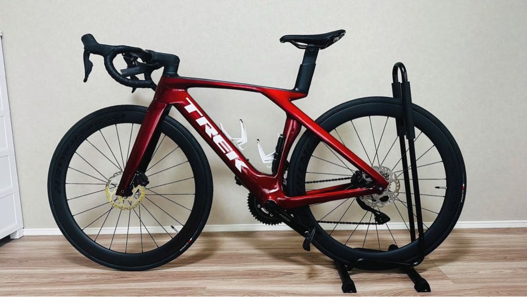 【ガイコツ　パーク】【爆速】TREK Madone SL6 Gen7