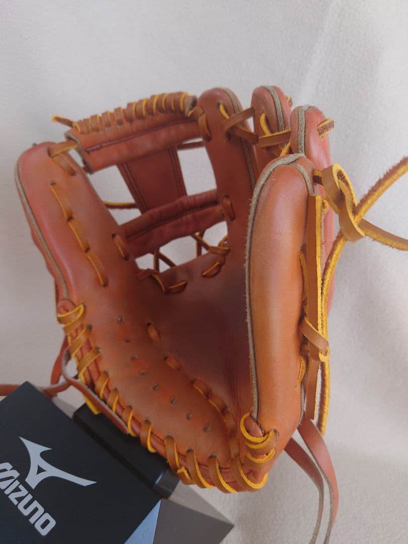 アンダーアーマー　硬式内野手グローブ 　福岡ソフトバンクホークス今宮 健太モデル