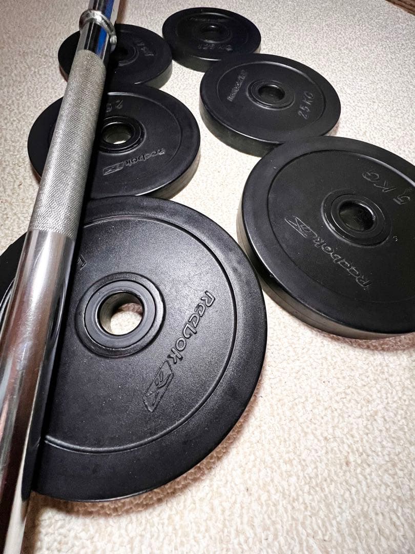 Reebok製 バーベルセット （筋トレ用） 5k/2.5/1.25/バー1本