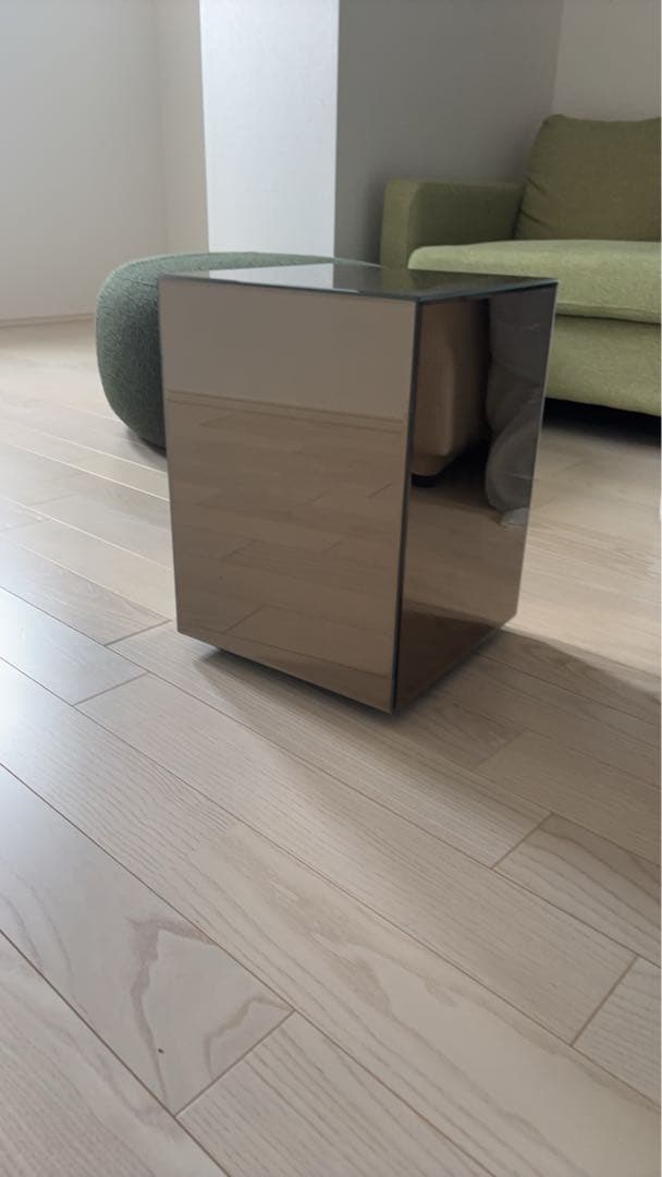 Boコンセプト　blockミラーテーブル