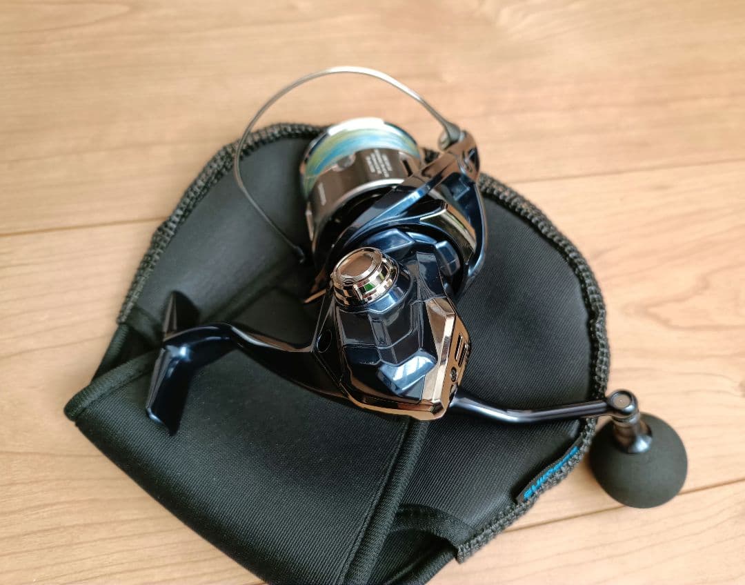 シマノ　21ツインパワーXD4000PG 未使用品　箱無し