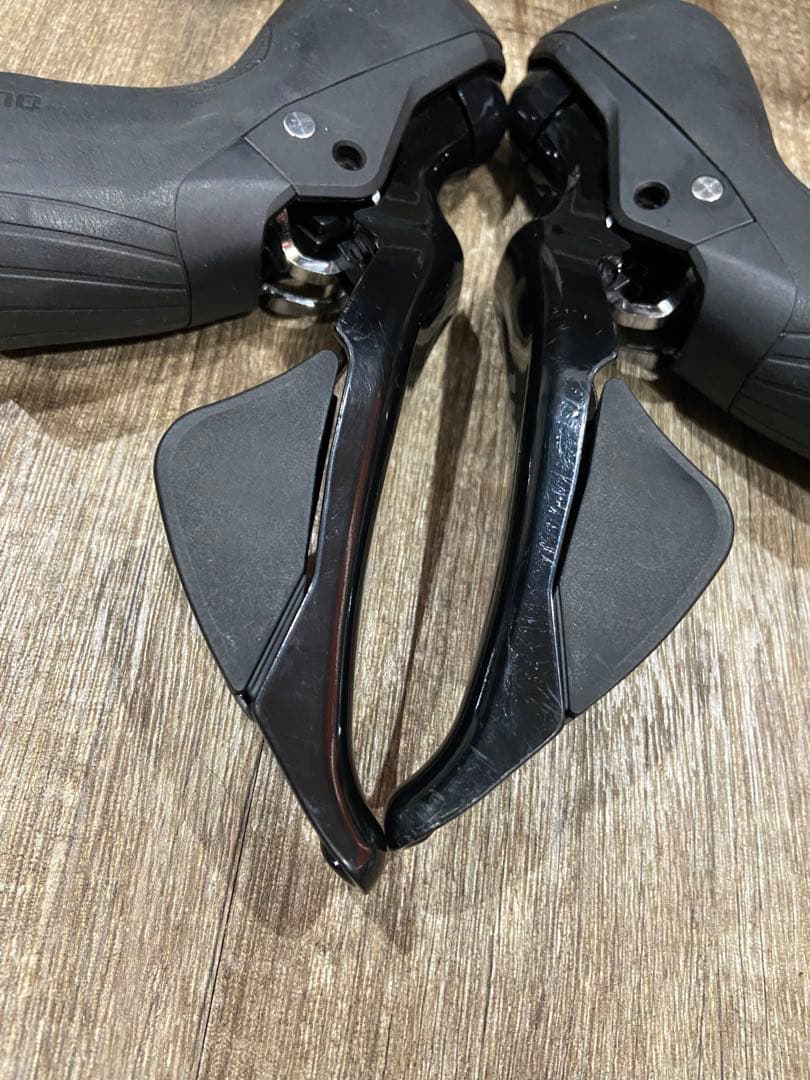 Shimano 105 ST-R7025 STIシフター　2×11s