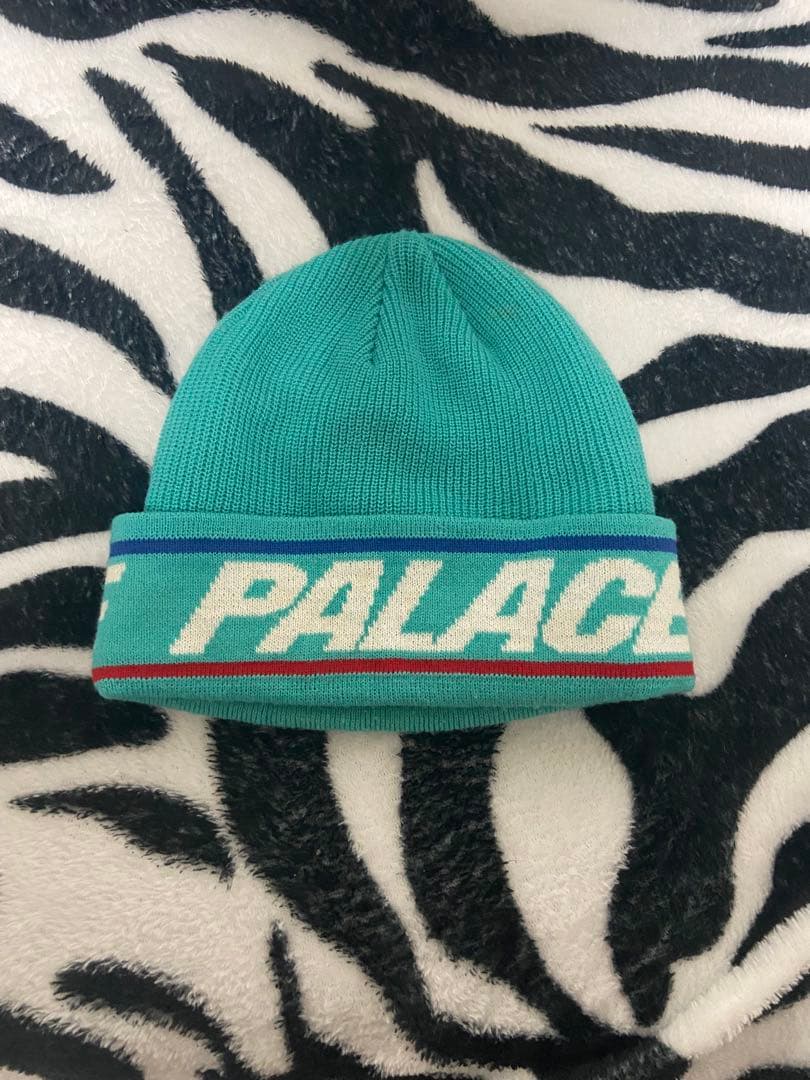 PALACE ビーニー hotty君着用