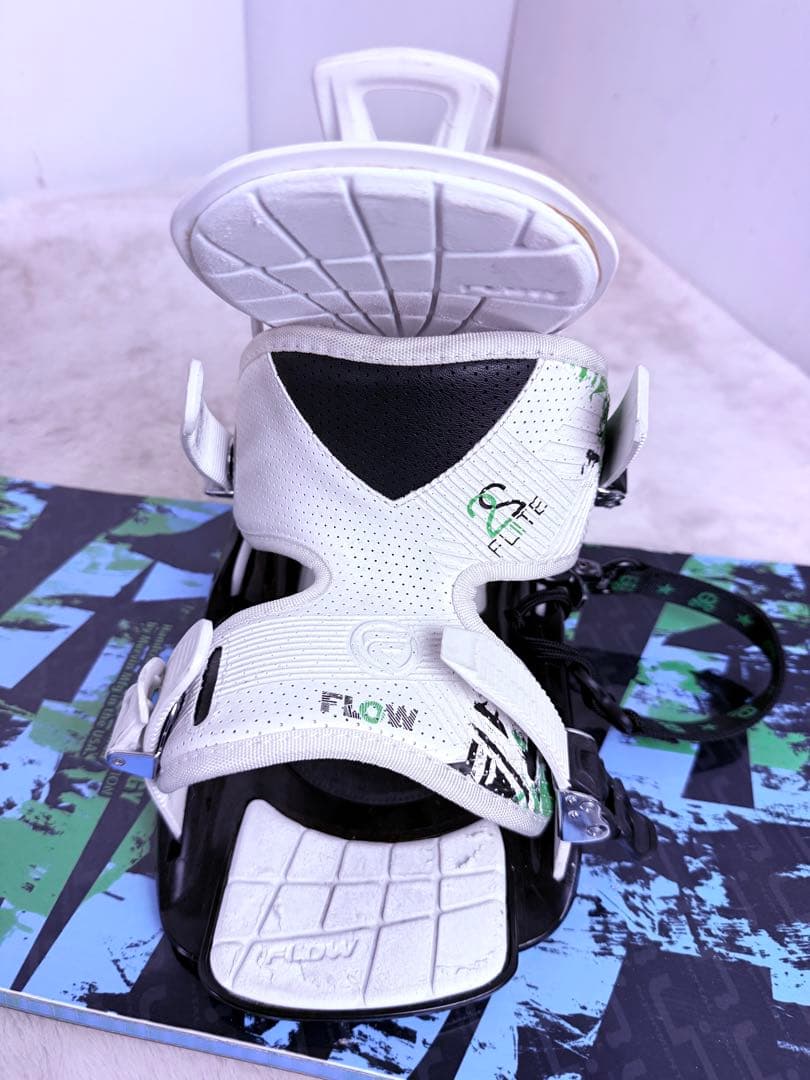 初心者◎　ファーストボード最適ハイスペック スノーボードセット　送料込み