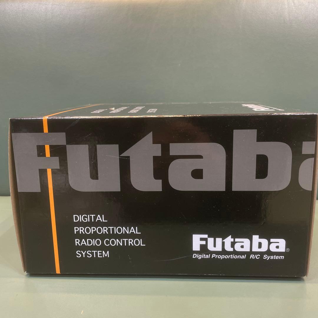 Futaba 4PM PLUS 2.4G ラジオコントロール